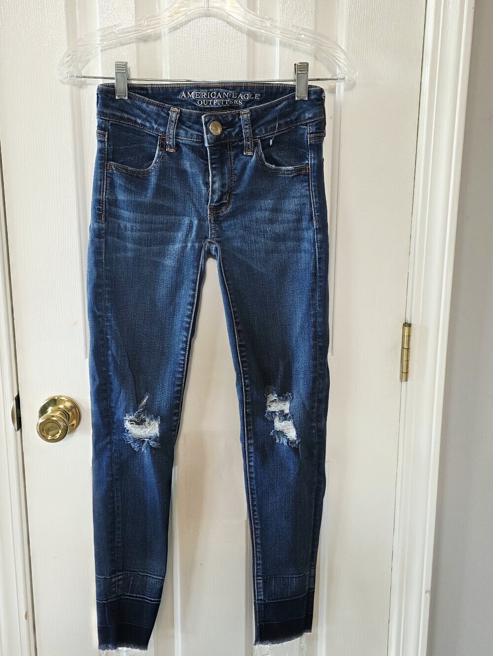 American Eagle Outfitters Dark Blue Distressed Jegging Jeans 00 Short